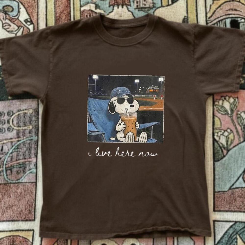 Gildan Men Brown T-Shirt, Brown Snoopy Graphic Tee